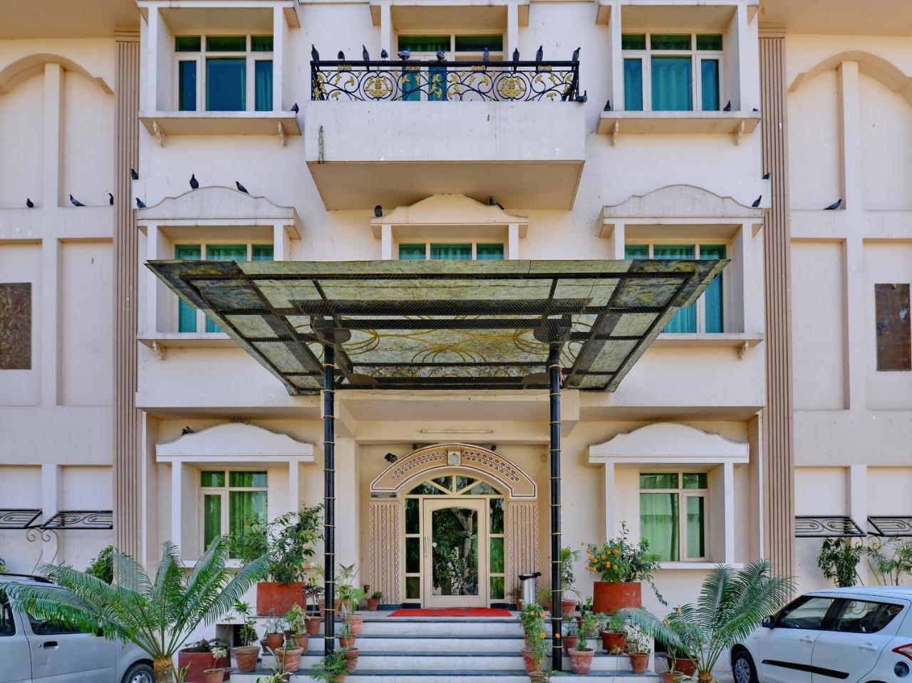 Oyo 8051 Hotel Don Jon Džajpur Exteriér fotografie