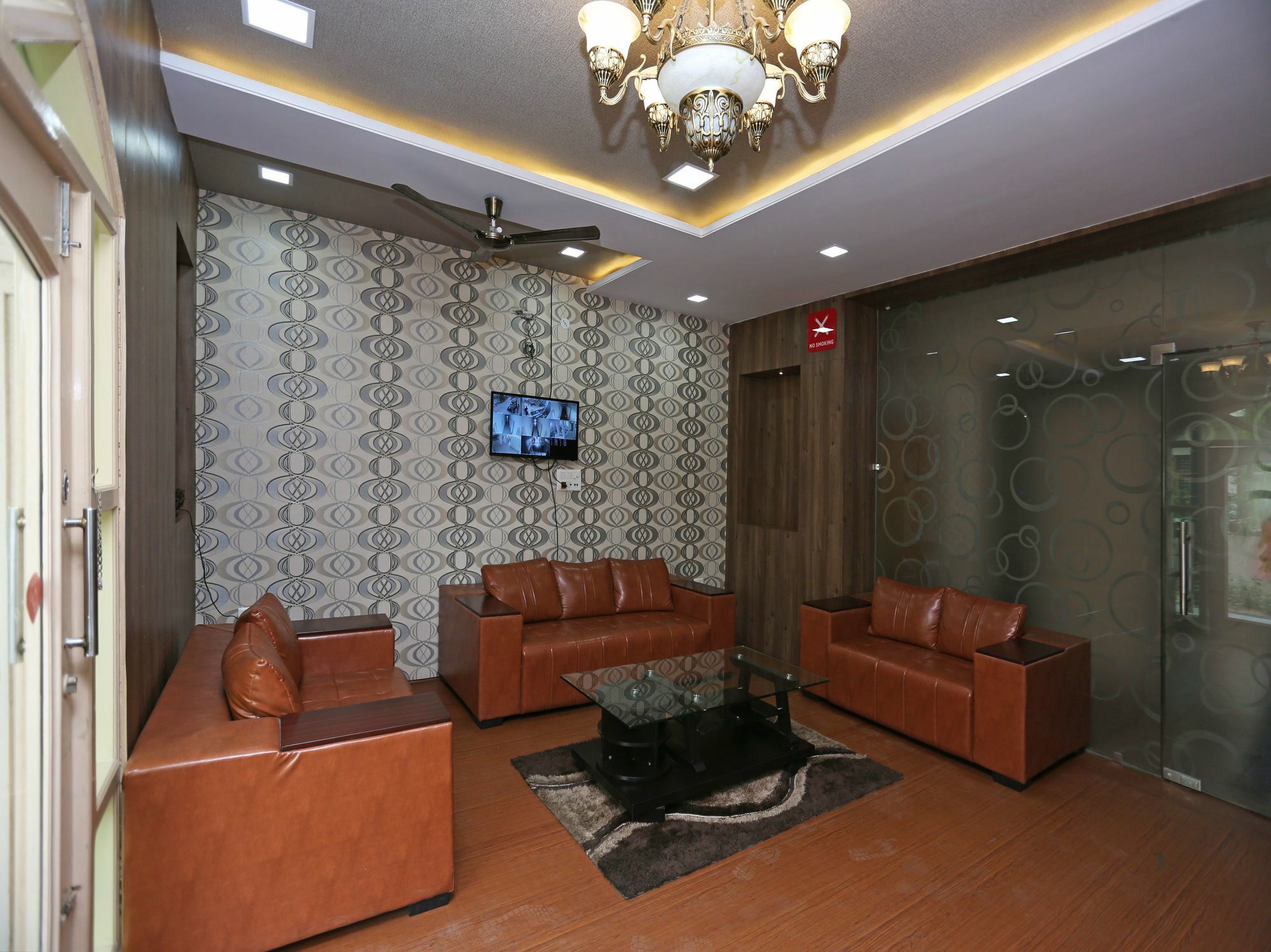 Oyo 8051 Hotel Don Jon Džajpur Exteriér fotografie